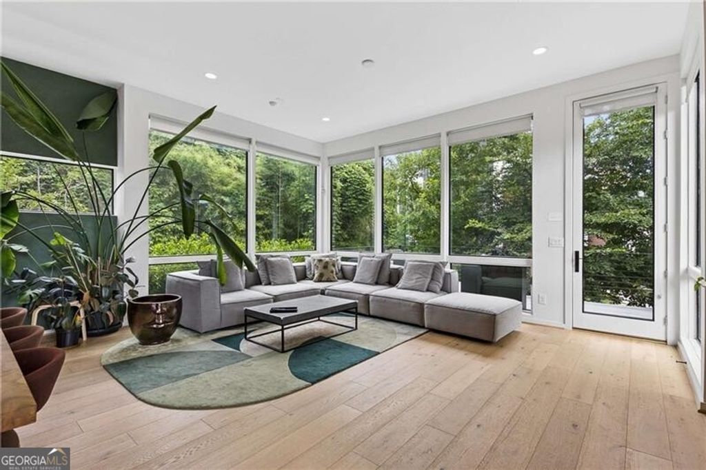 829 North Avenue NE 2, Atlanta, GA 30306