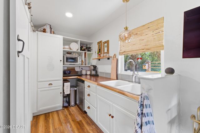 893 Bolton Road, New Smyrna Beach, FL 32168