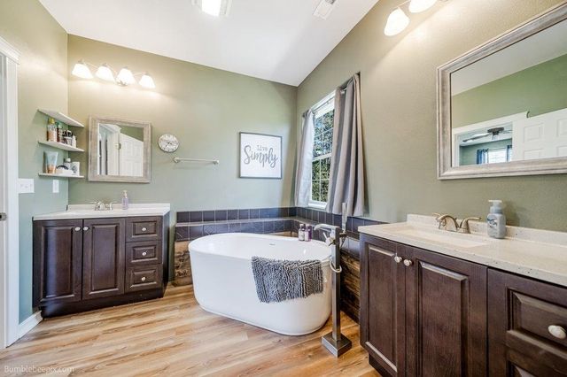 10403 W Granger Rd, Nine Mile Falls, WA 99026