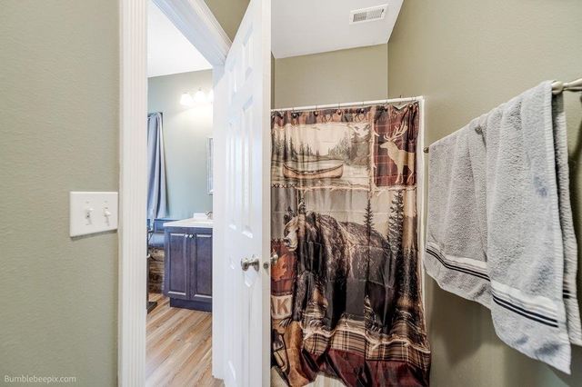 10403 W Granger Rd, Nine Mile Falls, WA 99026