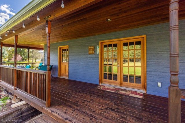 10403 W Granger Rd, Nine Mile Falls, WA 99026