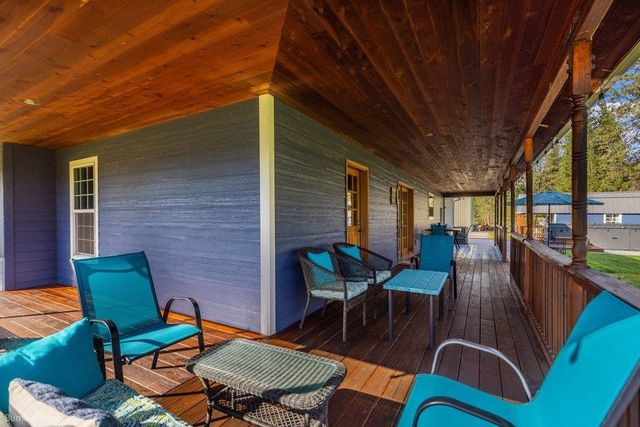 10403 W Granger Rd, Nine Mile Falls, WA 99026