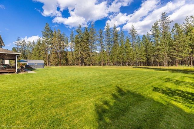 10403 W Granger Rd, Nine Mile Falls, WA 99026