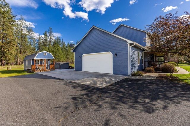 10403 W Granger Rd, Nine Mile Falls, WA 99026