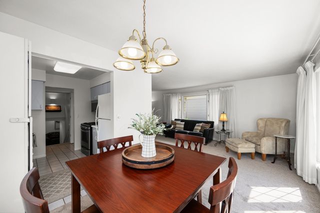1511 Parklane Drive, Bettendorf, IA 52722