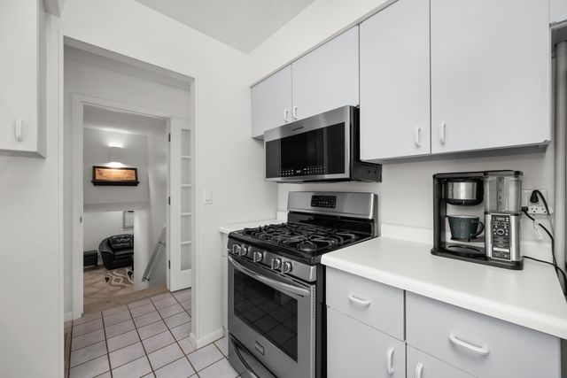 1511 Parklane Drive, Bettendorf, IA 52722