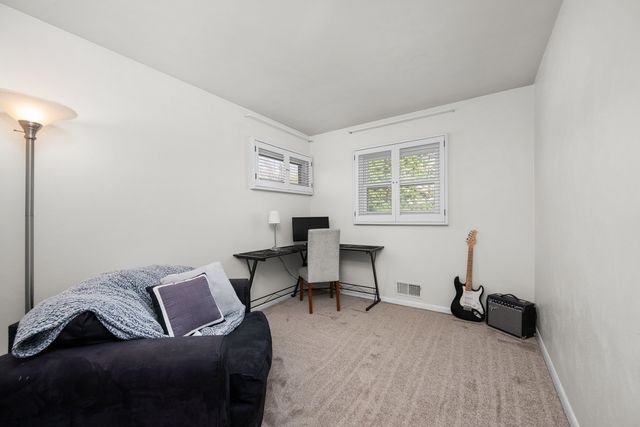 1511 Parklane Drive, Bettendorf, IA 52722