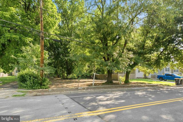 4810 LEROY GORHAM DR, Capitol Heights, MD 20743
