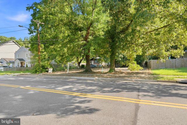 4810 LEROY GORHAM DR, Capitol Heights, MD 20743