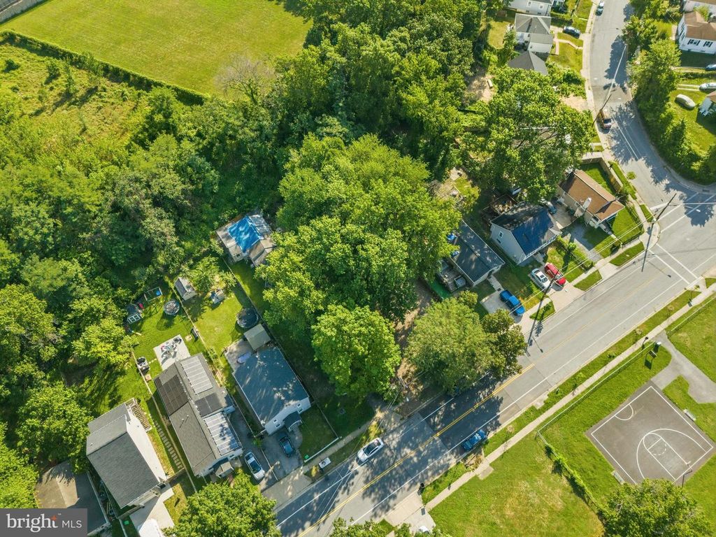 4810 LEROY GORHAM DR, Capitol Heights, MD 20743