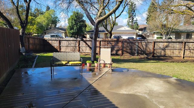 6044 N Gentry Avenue, Fresno, CA 93711