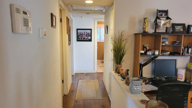 6044 N Gentry Avenue, Fresno, CA 93711