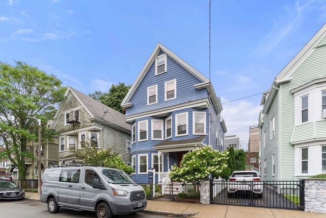 10 Harvest Street 10-2, Boston, MA 02125