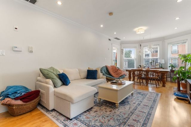 10 Harvest Street 10-2, Boston, MA 02125