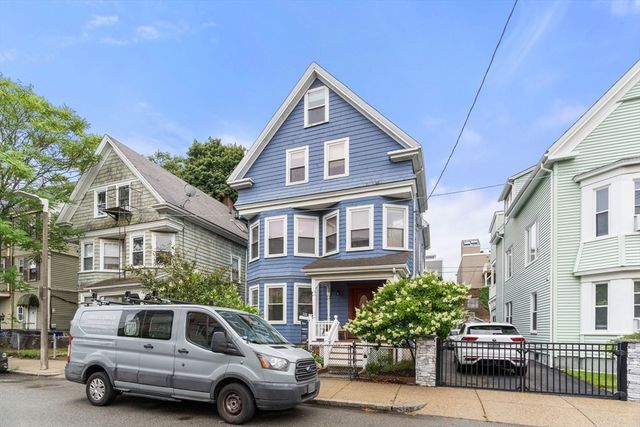 10 Harvest Street 10-2, Boston, MA 02125