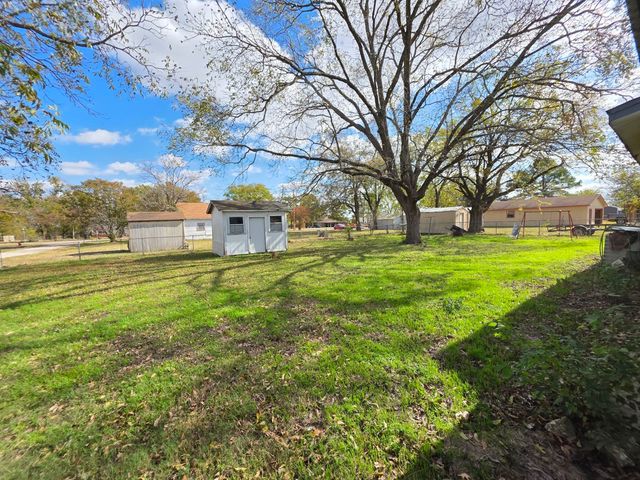 401 Odom Street, Cumby, TX 75433