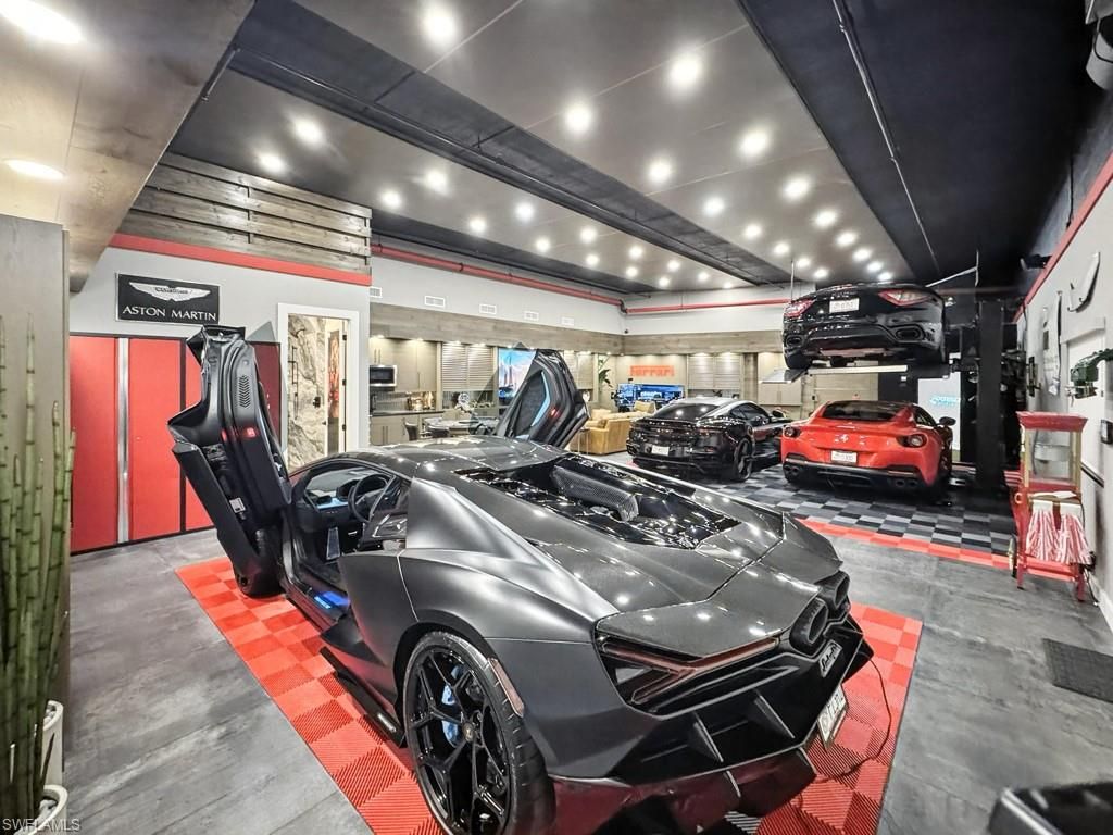 994 Barfield DR 11, MARCO ISLAND, FL 34145 — exterior