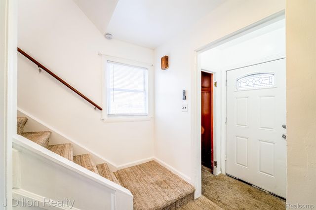 99 Chestnut Street, River Rouge, MI 48218