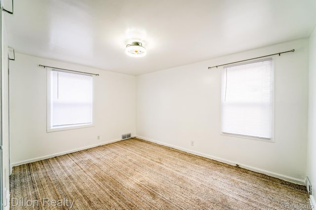 99 Chestnut Street, River Rouge, MI 48218