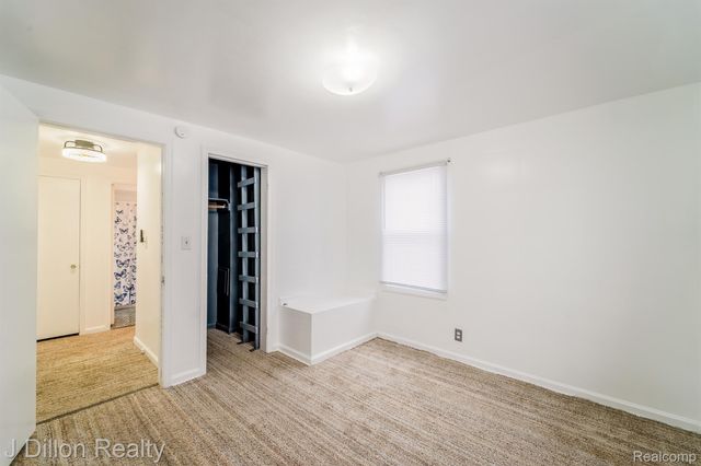 99 Chestnut Street, River Rouge, MI 48218