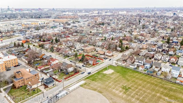 99 Chestnut Street, River Rouge, MI 48218