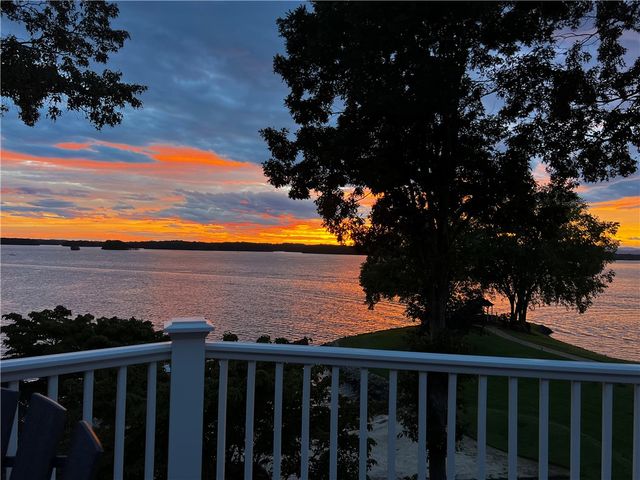 108 Wynwood Court, Seneca, SC 29672