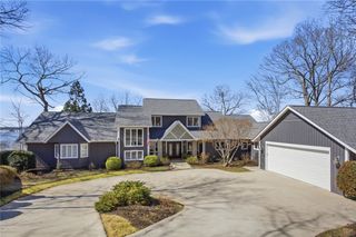 108 Wynwood Court, Seneca, SC 29672