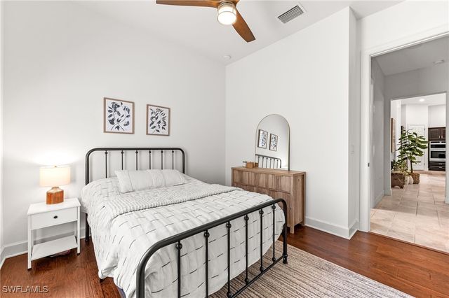 10332 Yorkstone DR, Bonita Springs, FL 34135