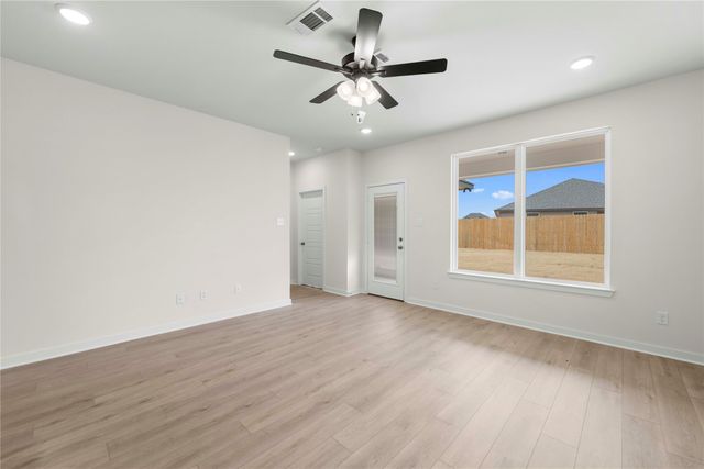 2913 Teasdale Street, Lorena, TX 76655