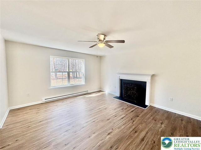 1126 Shogun Drive, Chestnuthill Twp, PA 18330