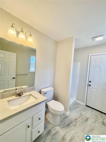 1126 Shogun Drive, Chestnuthill Twp, PA 18330