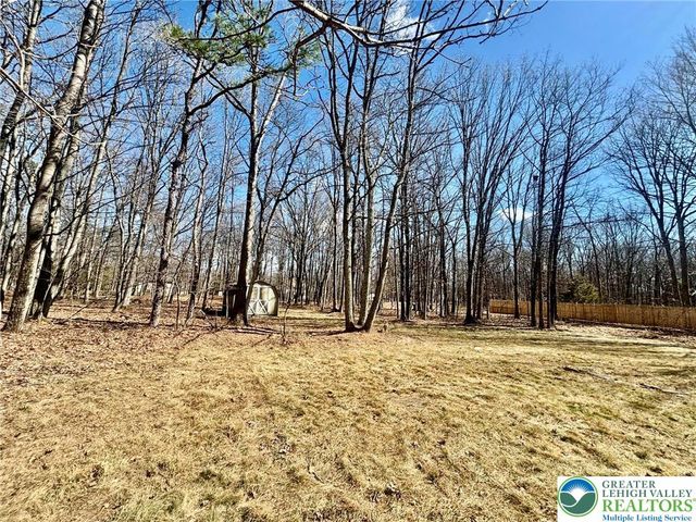 1126 Shogun Drive, Chestnuthill Twp, PA 18330