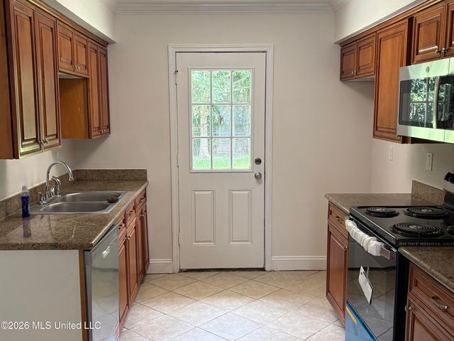114 Gettysburg Circle, Ocean Springs, MS 39564