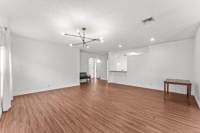 7612 Mansfield Hollow Road, Delray Beach, FL 33446