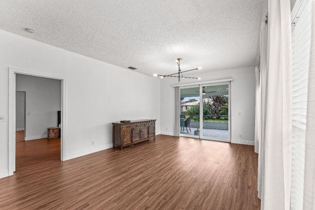 7612 Mansfield Hollow Road, Delray Beach, FL 33446