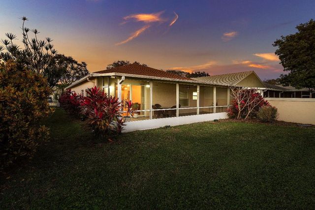 7612 Mansfield Hollow Road, Delray Beach, FL 33446