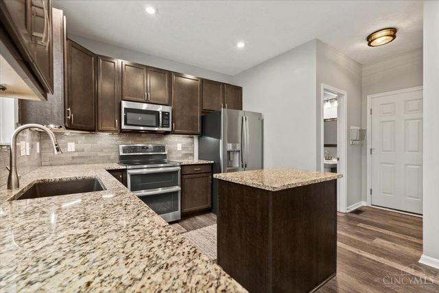 5805 Turning Leaf Way, Maineville, OH 45039