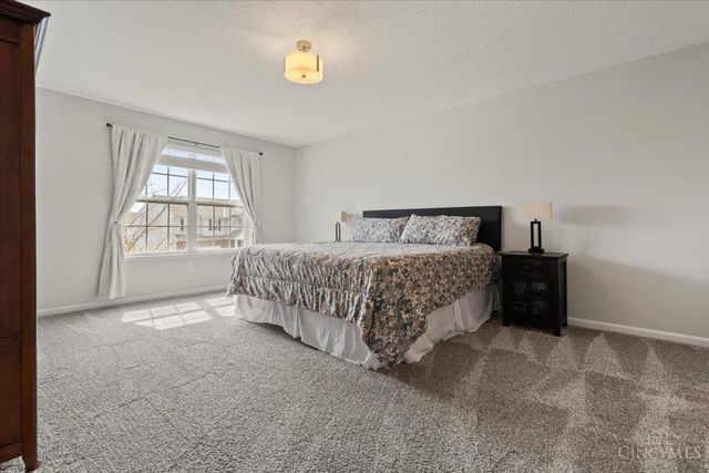 5805 Turning Leaf Way, Maineville, OH 45039