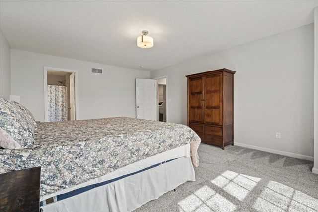 5805 Turning Leaf Way, Maineville, OH 45039