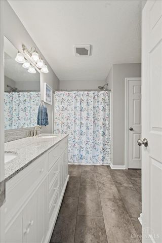 5805 Turning Leaf Way, Maineville, OH 45039