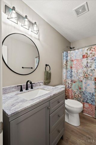 5805 Turning Leaf Way, Maineville, OH 45039