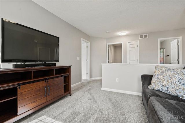 5805 Turning Leaf Way, Maineville, OH 45039