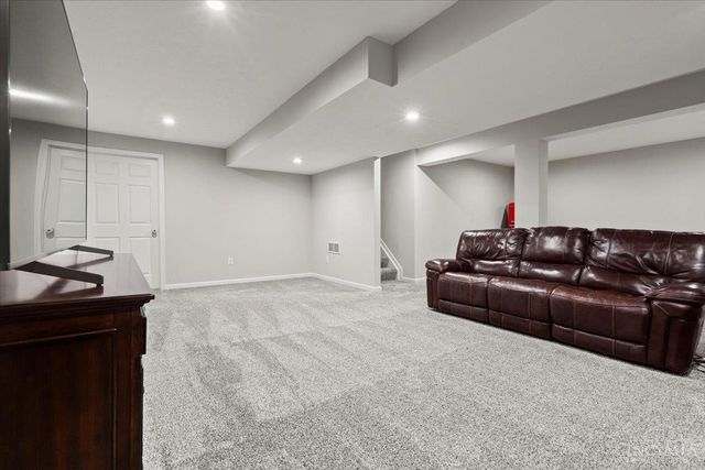 5805 Turning Leaf Way, Maineville, OH 45039