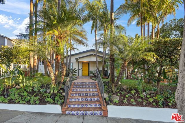 1102 Maple Street, Santa Monica, CA 90405