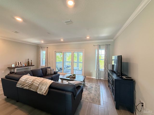 14390 Beach Heather Ct, Pensacola, FL 32507