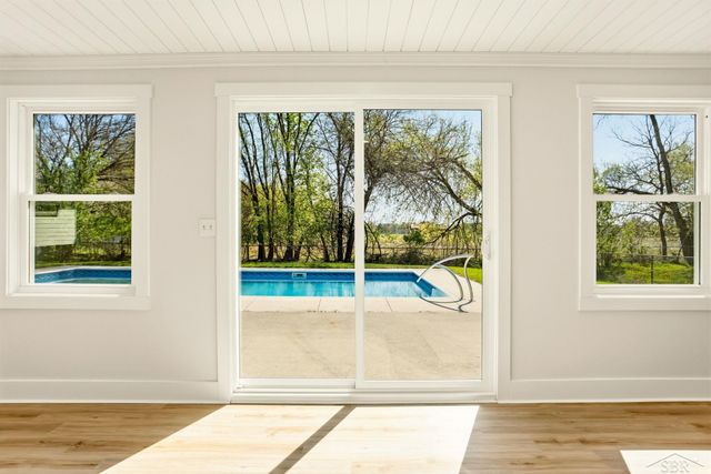 3950 N Thomas Road, Thomas Twp, MI 48623
