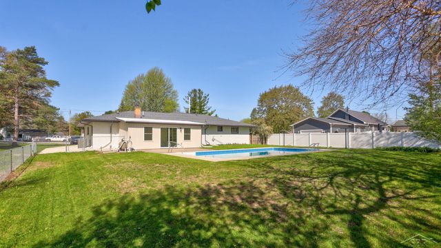 3950 N Thomas Road, Thomas Twp, MI 48623