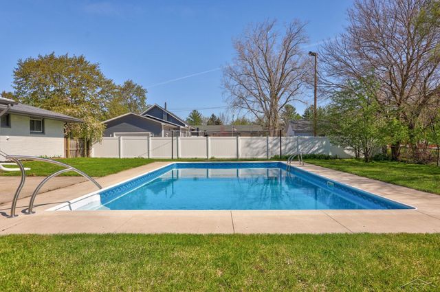 3950 N Thomas Road, Thomas Twp, MI 48623