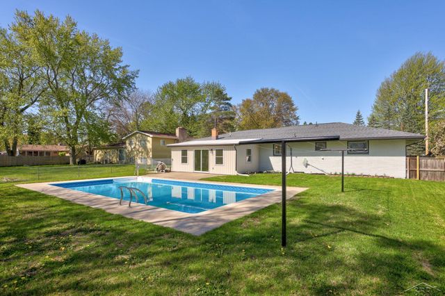 3950 N Thomas Road, Thomas Twp, MI 48623