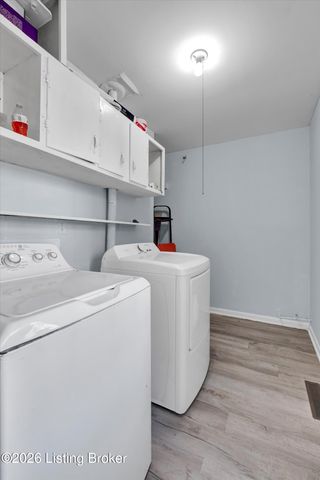 5402 Rustic Way, Louisville, KY 40218